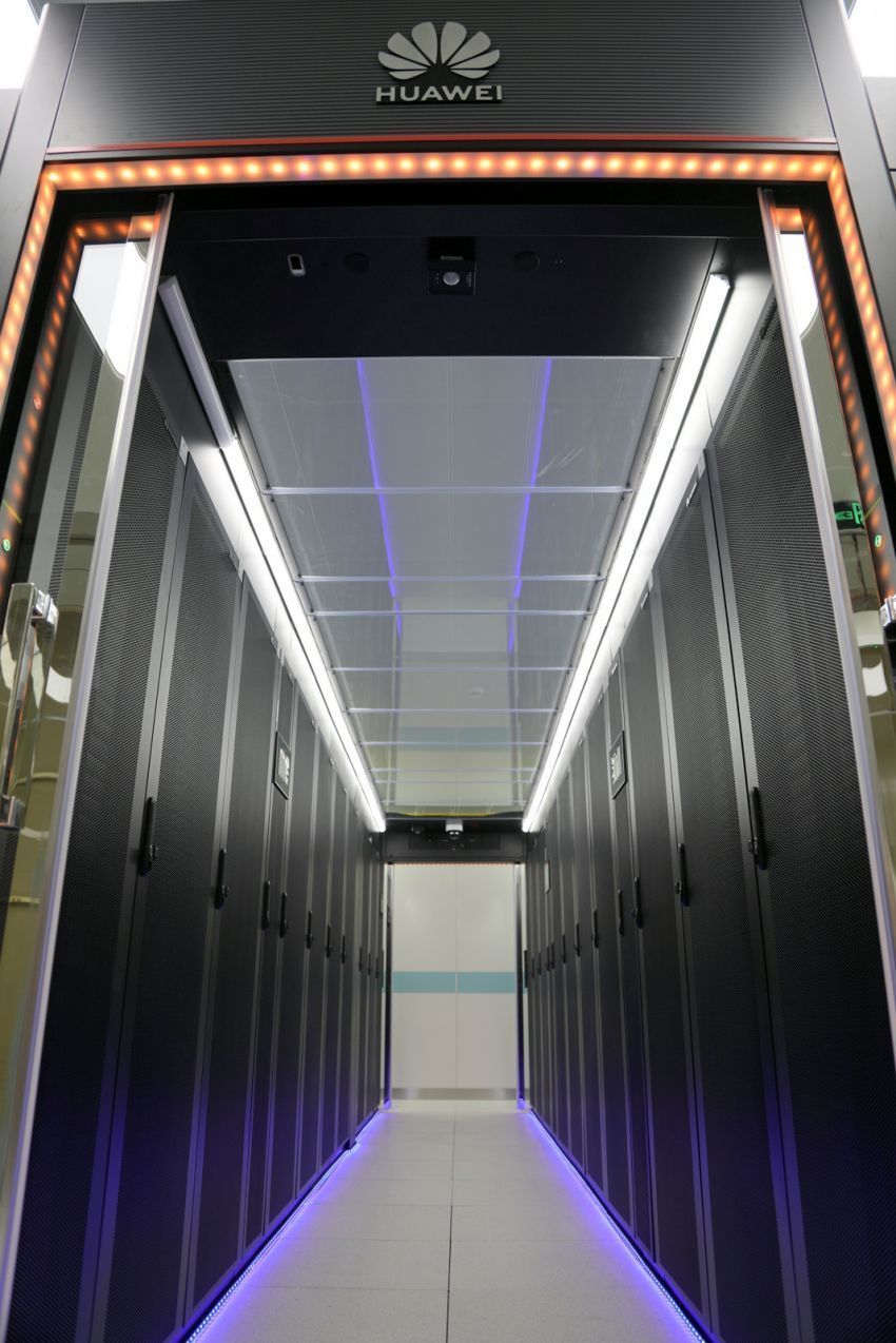 業(yè)務(wù)引領(lǐng)，數(shù)據(jù)推動產(chǎn)業(yè)發(fā)展？